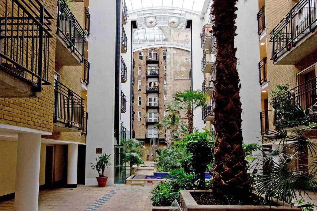 Cosy 1 Bed Globe View St Pauls Appartamento *